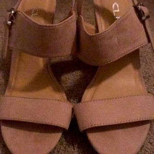 CL by LAUNDRY dress shoes